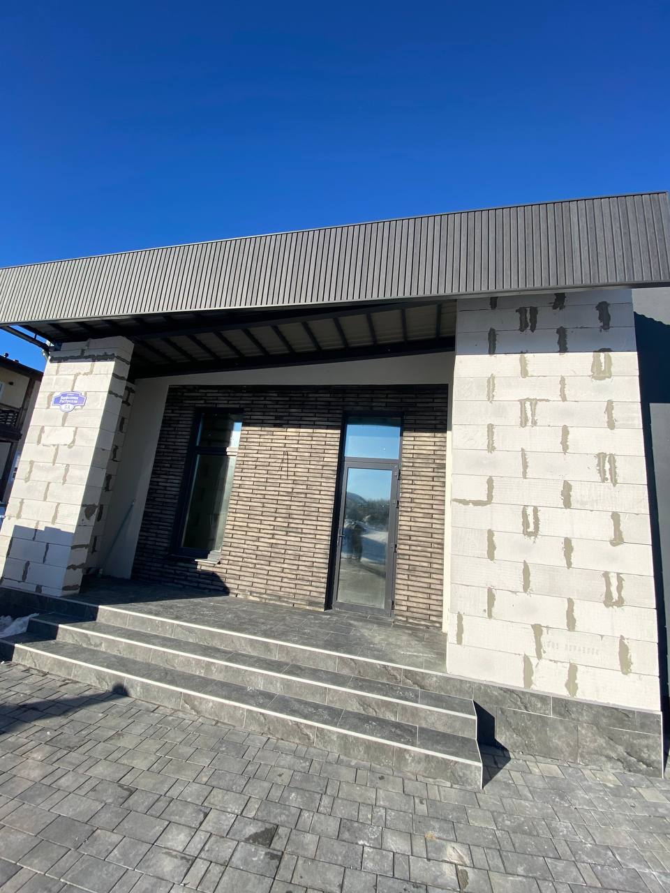 Крыльцо к дому